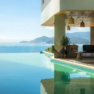 Seahorse Paradise Residences Apartment